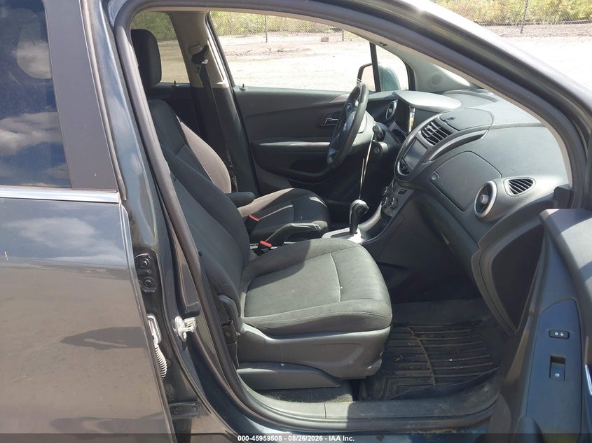 2016 CHEVROLET TRAX auction photo 5