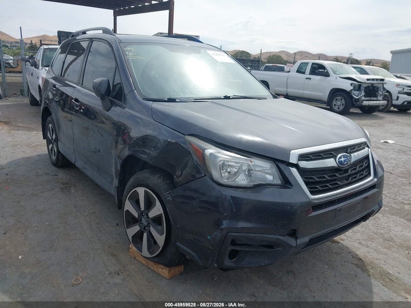 Vin: jf2sjaec1hg565506, lot: 46458747, subaru forester 2.5i premium 20171
