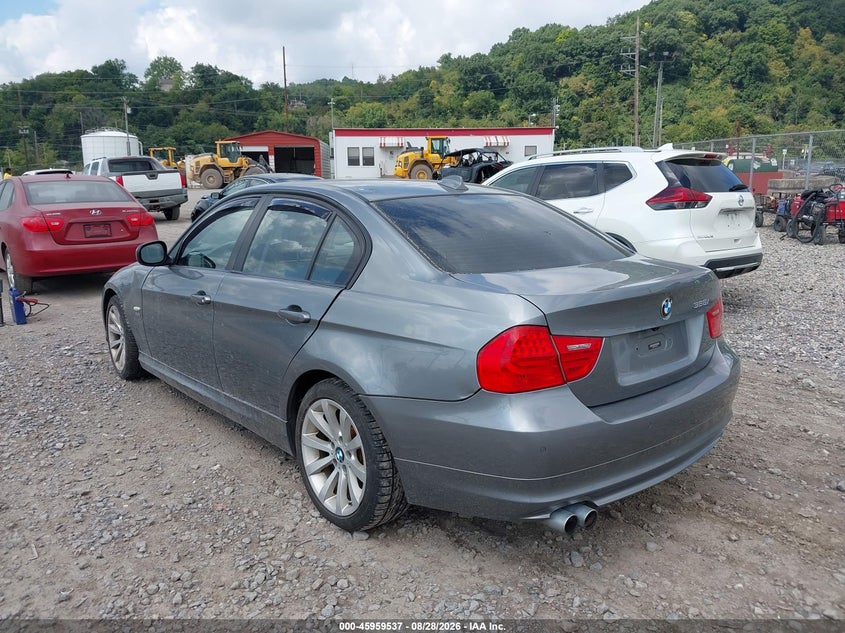 2011 BMW 328I auction photo 3