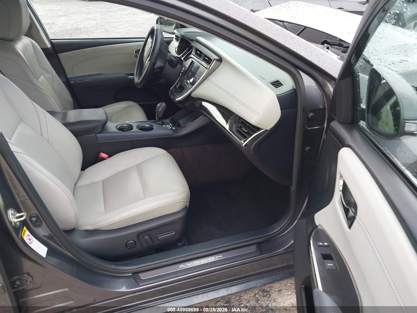 2014 TOYOTA AVALON auction photo 5