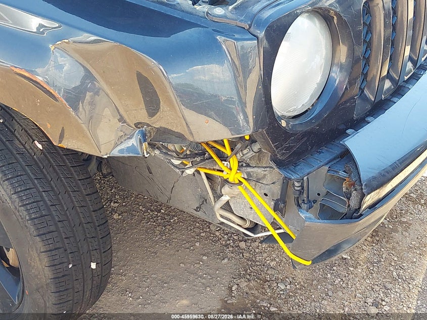 2015 JEEP PATRIOT auction photo 6