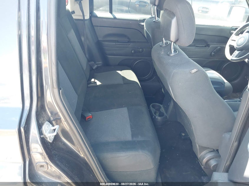 2015 JEEP PATRIOT auction photo 8