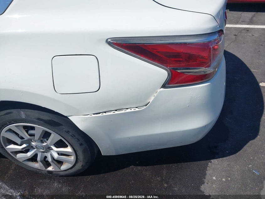 2015 NISSAN ALTIMA auction photo 6