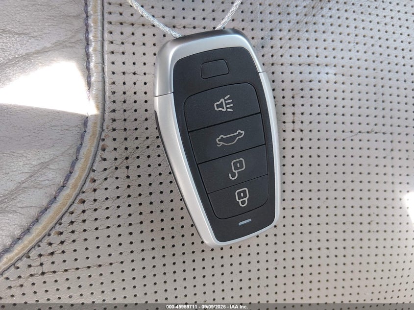 FORD TAURUS 2011 VIN 1FAHP2FW3BG131042