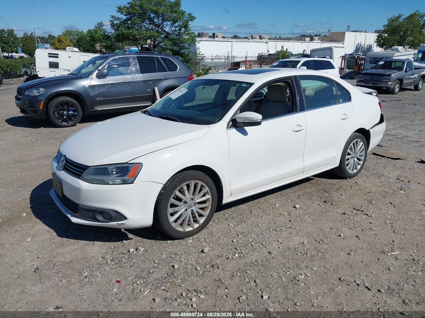 2011 Volkswagen Jetta, Удар ззаду, IAAI, VIN 3VWGZ7AJ7BM328372 — фото 2
