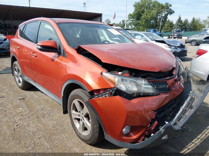 Vin: jtmrfrev3fd108774, lot: 46458986, toyota rav4 xle 2015 img_1