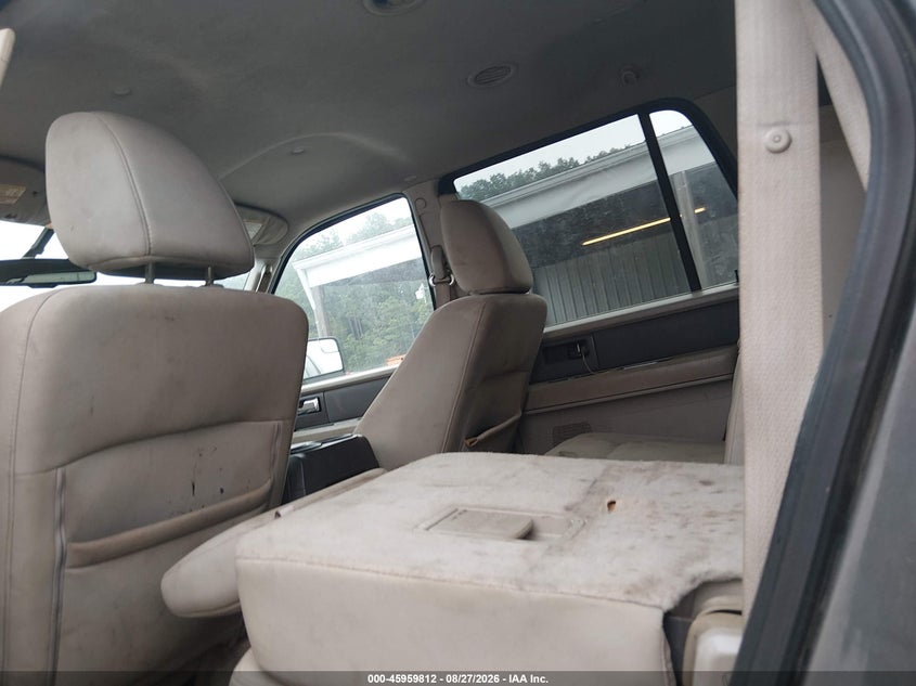 2010 FORD EXPEDITION auction photo 8