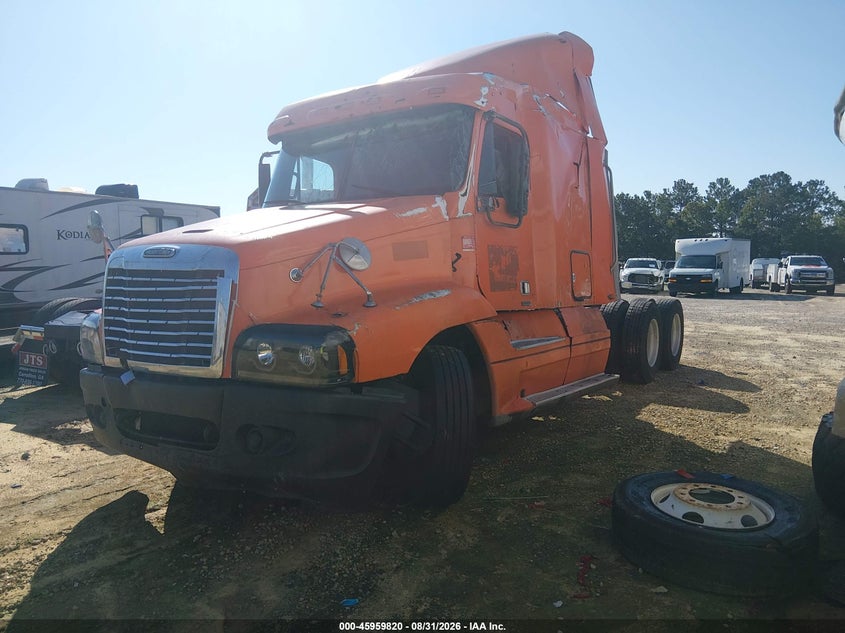 2006 FREIGHTLINER CONVENTIONAL auction photo 2