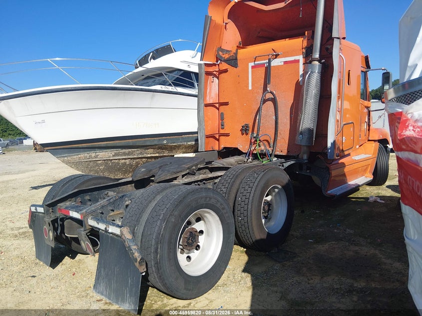 2006 FREIGHTLINER CONVENTIONAL auction photo 4