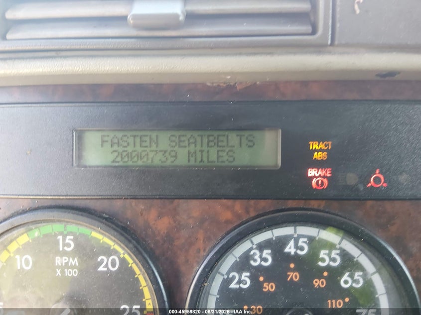 2006 FREIGHTLINER CONVENTIONAL auction photo 6