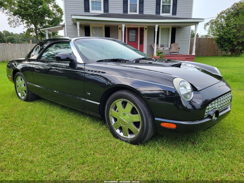 2003 FORD THUNDERBIRD auction photo 2