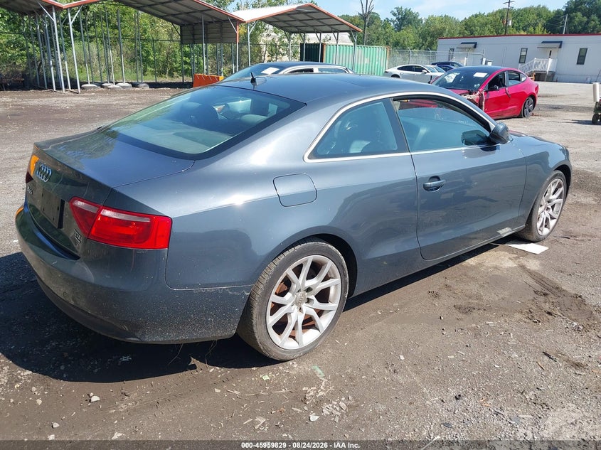 2011 AUDI A5 auction photo 4