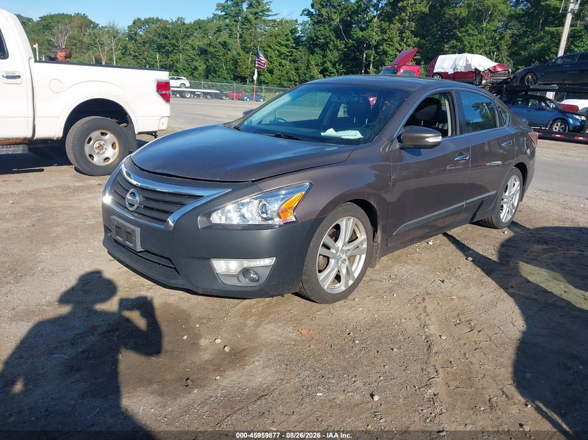 2015 NISSAN ALTIMA auction photo 2
