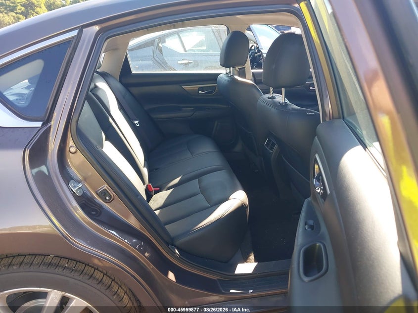 2015 NISSAN ALTIMA auction photo 8