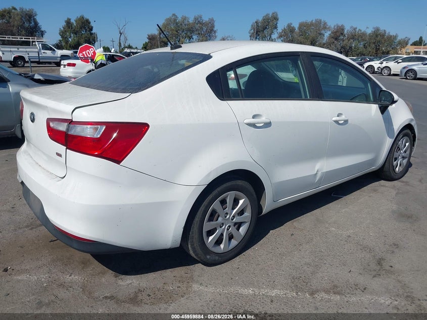 2017 KIA RIO auction photo 4