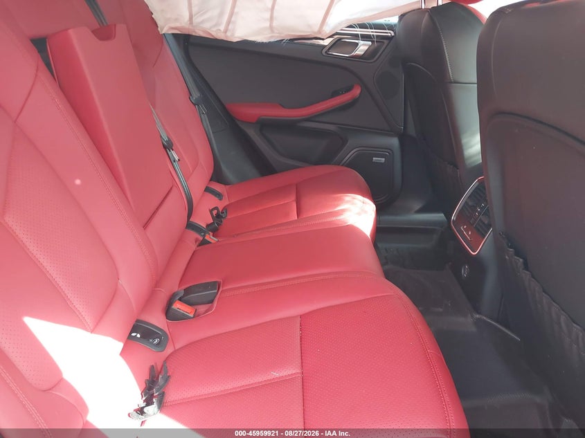 2019 PORSCHE MACAN auction photo 8
