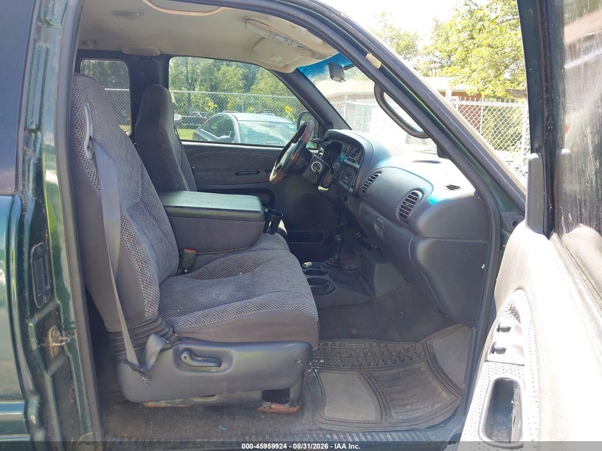 2000 DODGE RAM 1500 auction photo 5