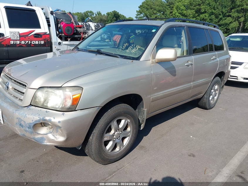 2005 TOYOTA HIGHLANDER auction photo 2