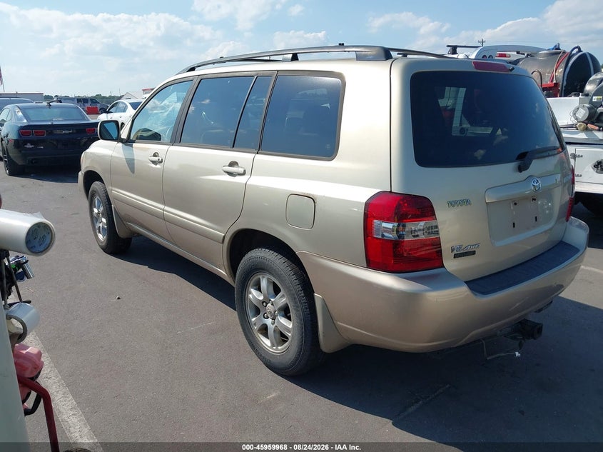 2005 TOYOTA HIGHLANDER auction photo 3