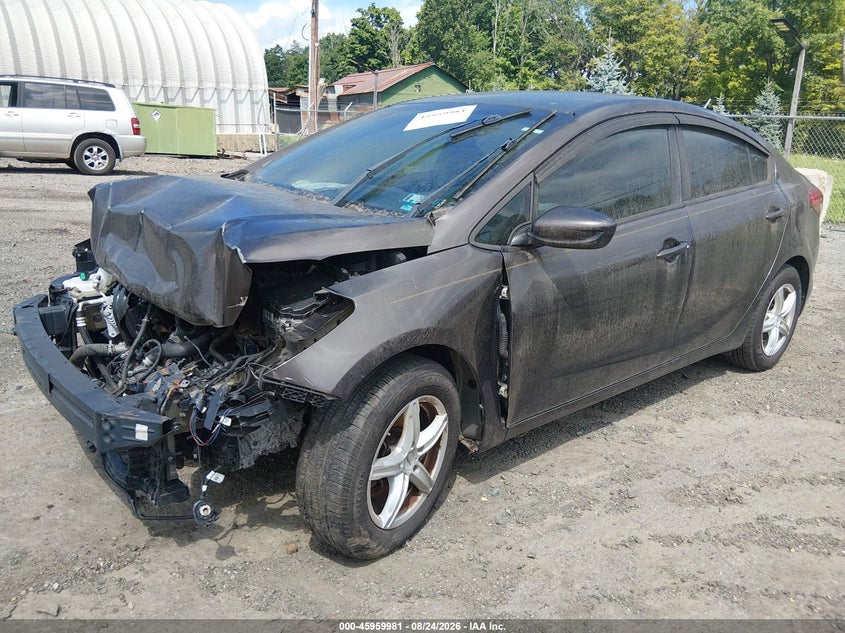 2017 KIA FORTE auction photo 2