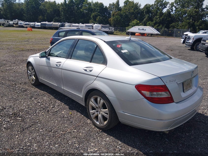 2011 MERCEDES-BENZ C 300 auction photo 3