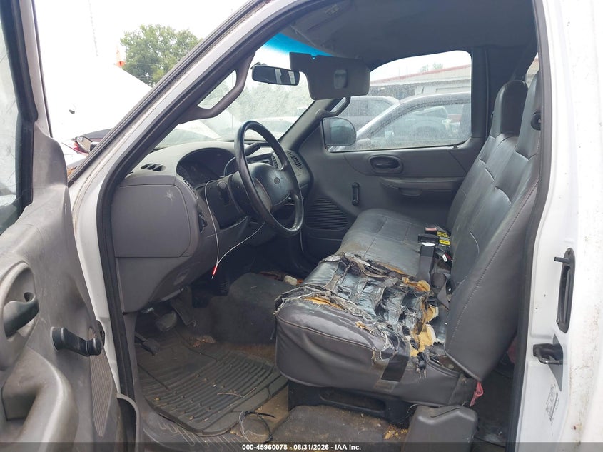 2002 FORD F150 auction photo 5