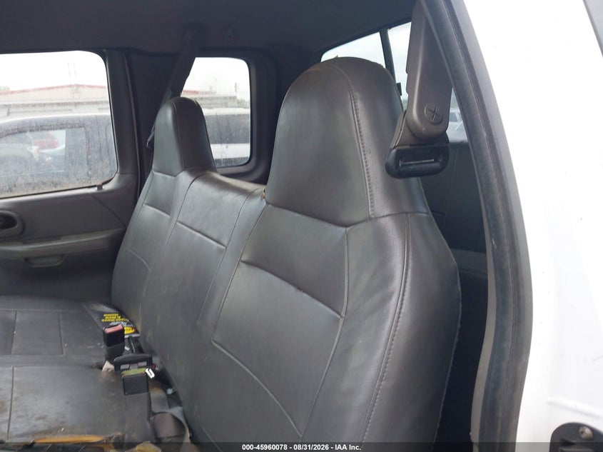 2002 FORD F150 auction photo 8