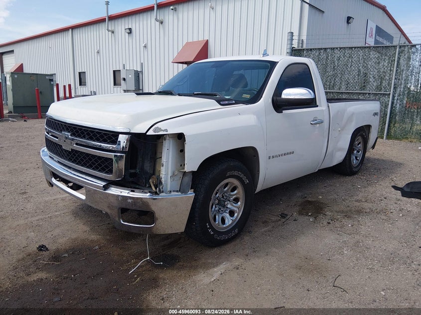 2007 Chevrolet Silverado, Front End, IAAI, VIN 1GCEK14C07Z610321 — photo 2