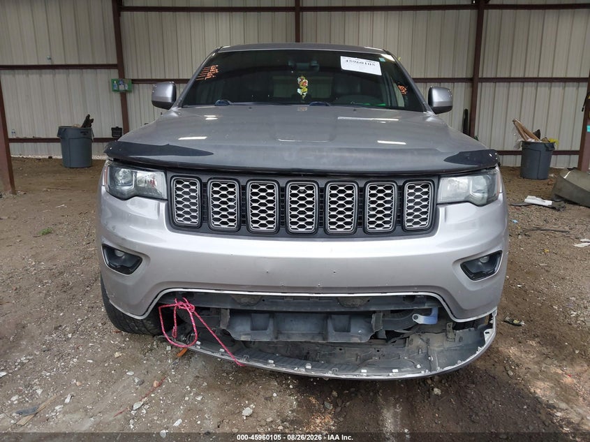 Фото 12 - JEEP GRAND CHEROKEE