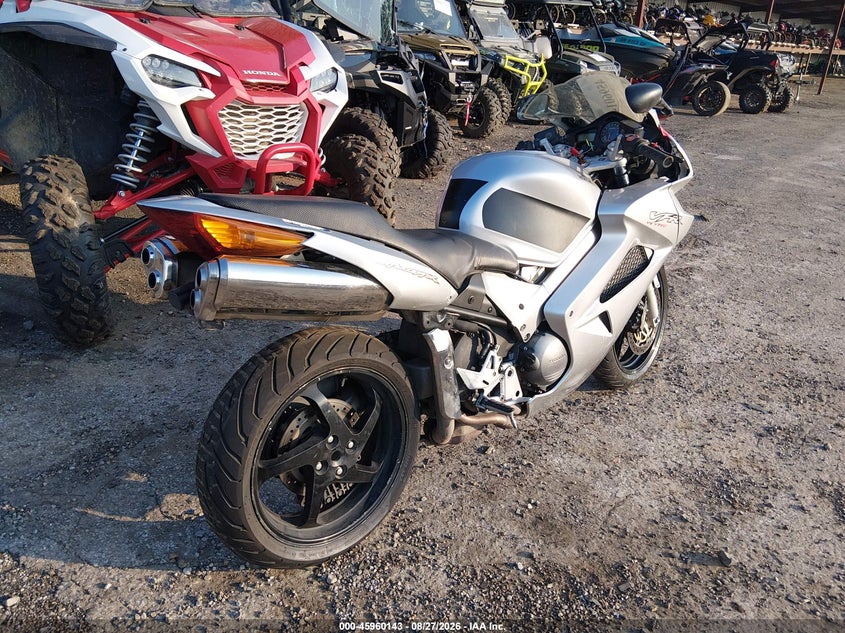 2003 HONDA VFR800 auction photo 4