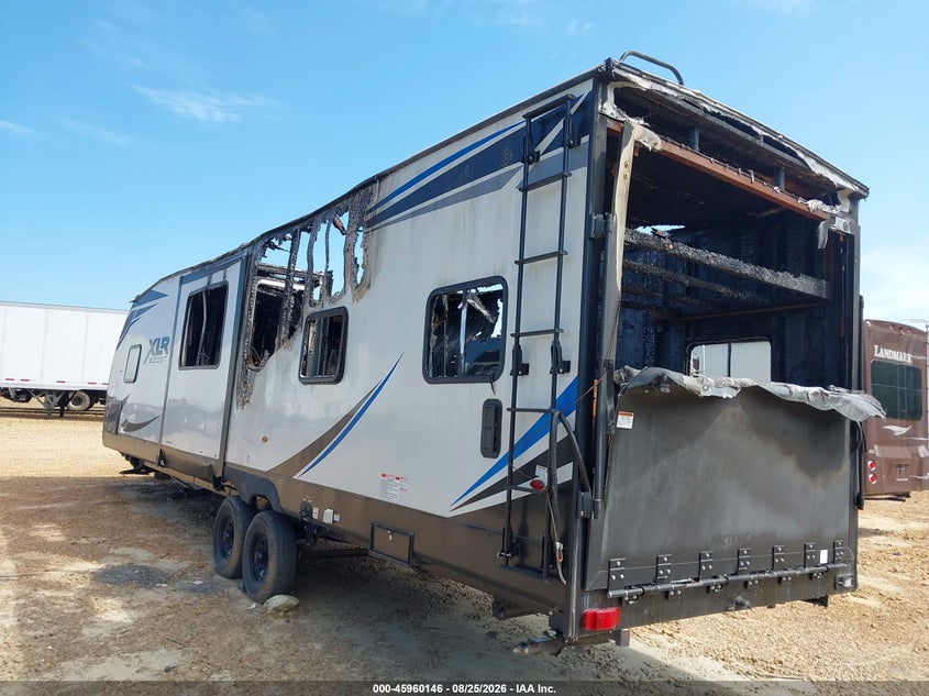 2022 FOREST RIVER XLR BOOST auction photo 3