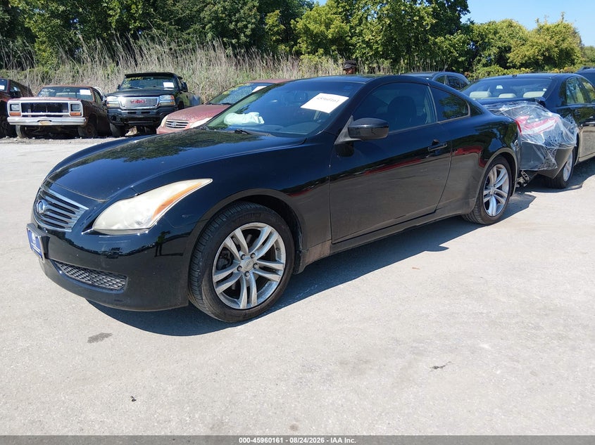 2010 Infiniti G37X, Normal Wear & Tear, IAAI, VIN JN1CV6EL8AM153064 — photo 2