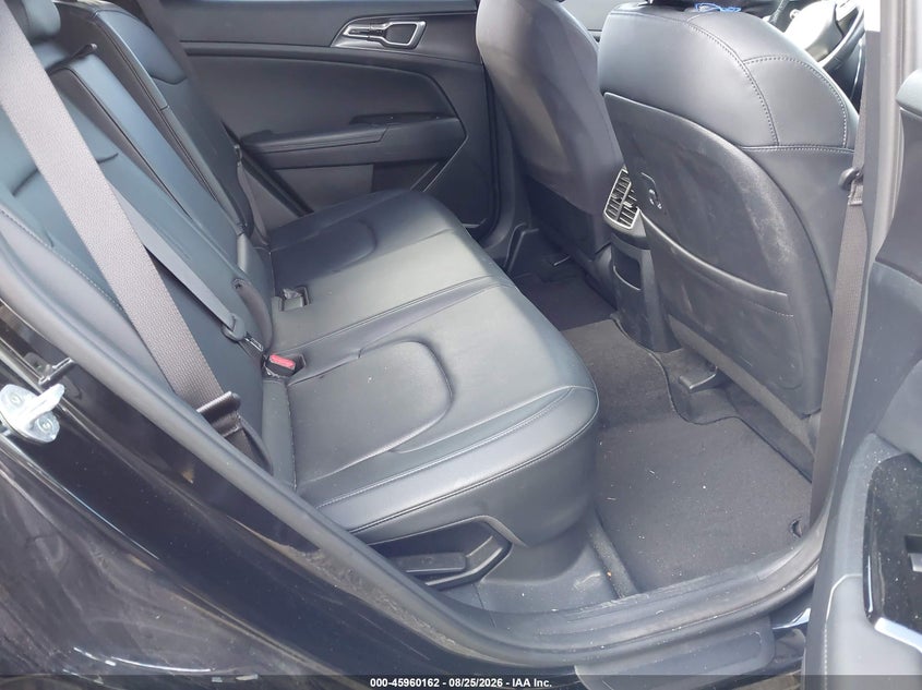 2023 KIA SPORTAGE HYBRID auction photo 8