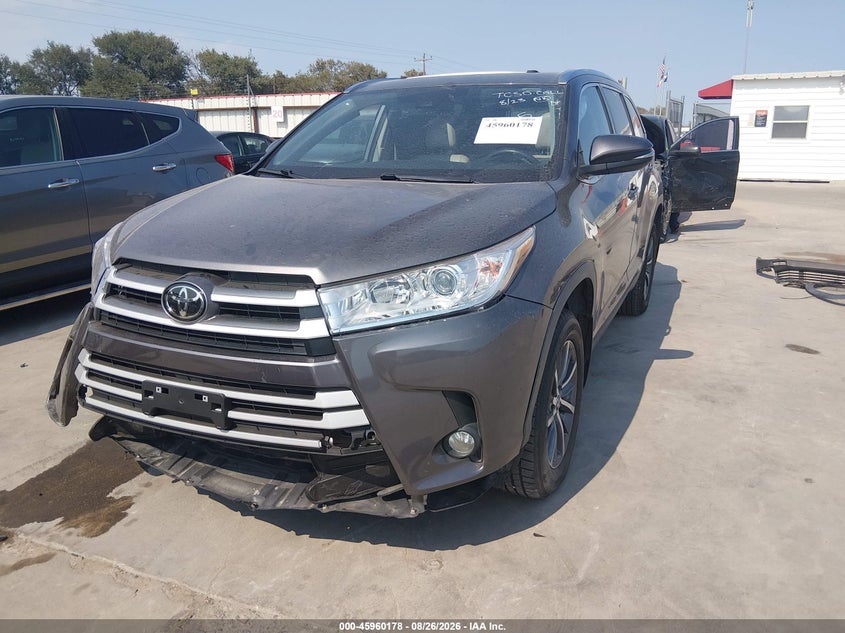 2019 Toyota Highlander, Удар спереду, IAAI, VIN 5TDJZRFH1KS618505 — фото 2