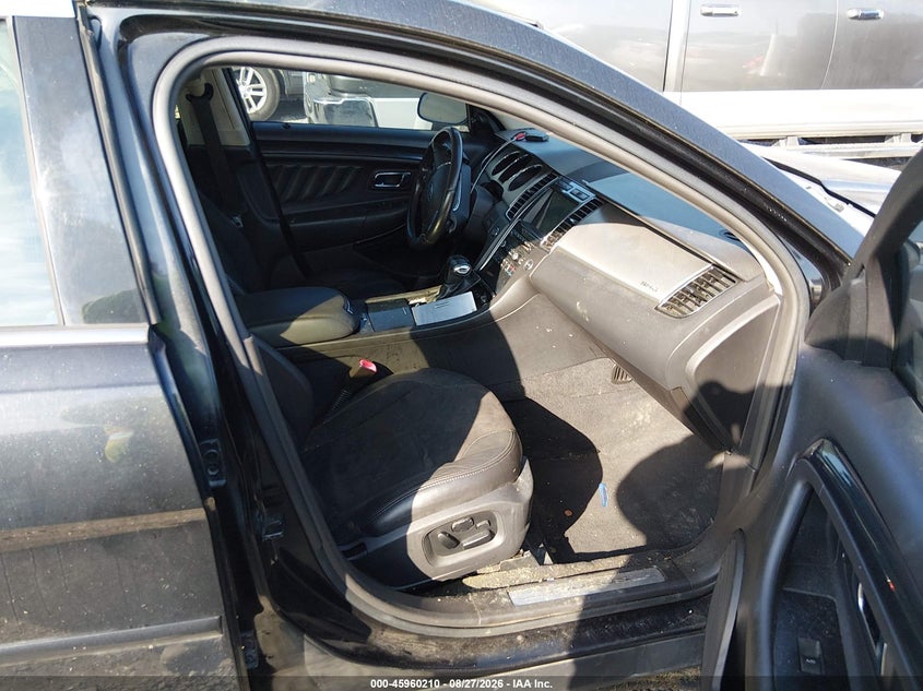 2011 FORD TAURUS auction photo 5