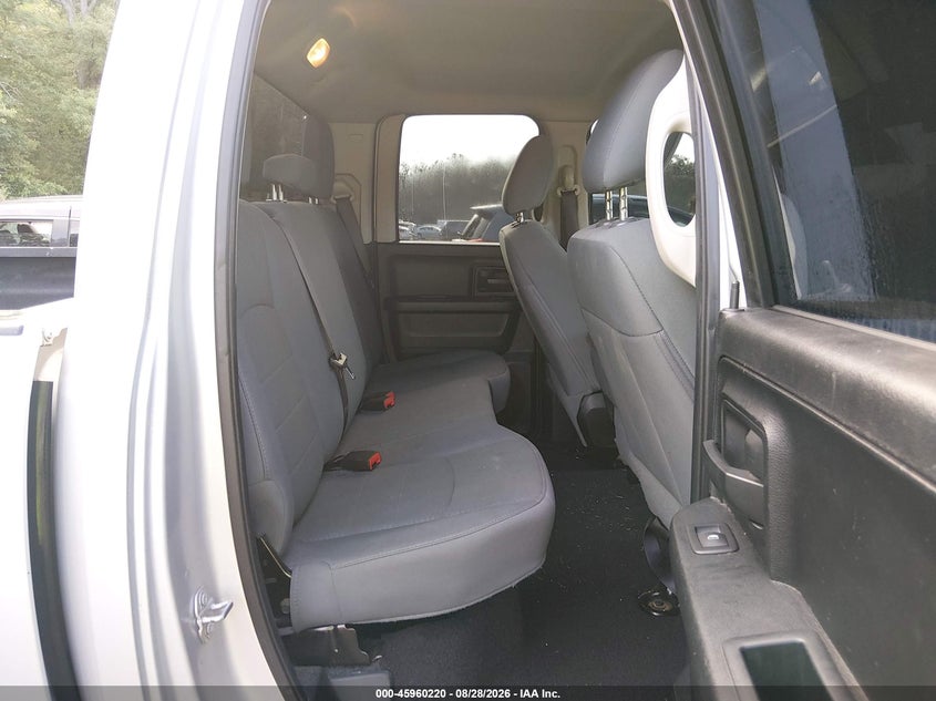 2017 RAM 1500 auction photo 8
