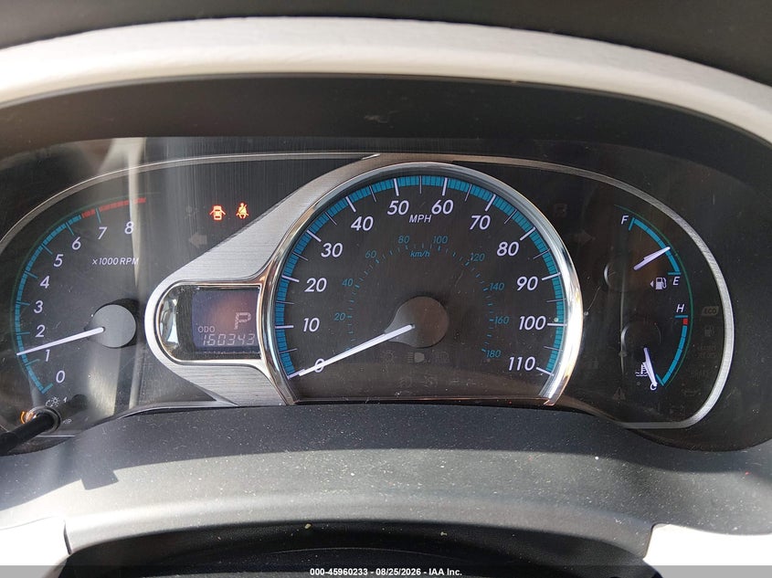 2011 TOYOTA SIENNA auction photo 7