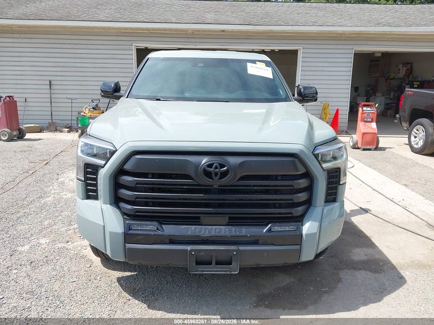 TOYOTA TUNDRA - zdjęcie 13