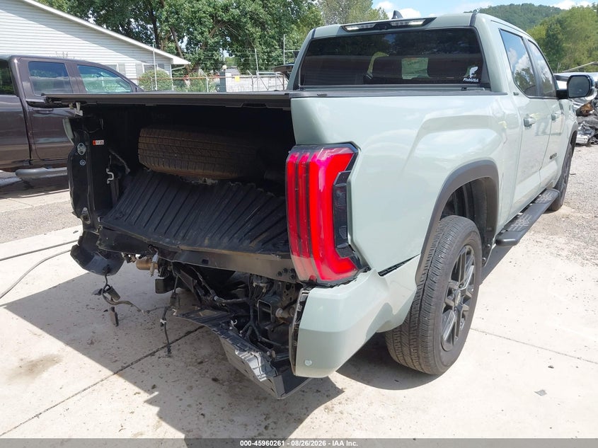 TOYOTA TUNDRA - zdjęcie 18