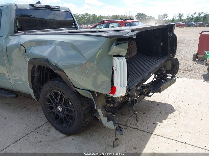 TOYOTA TUNDRA - zdjęcie 6
