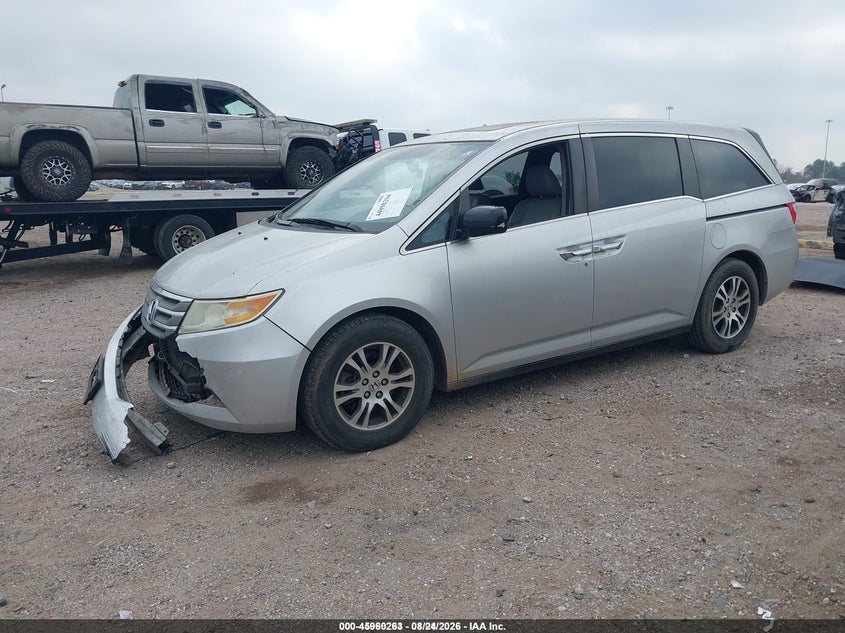2011 Honda Odyssey, Front End, IAAI, VIN 5FNRL5H6XBB064295 — photo 2
