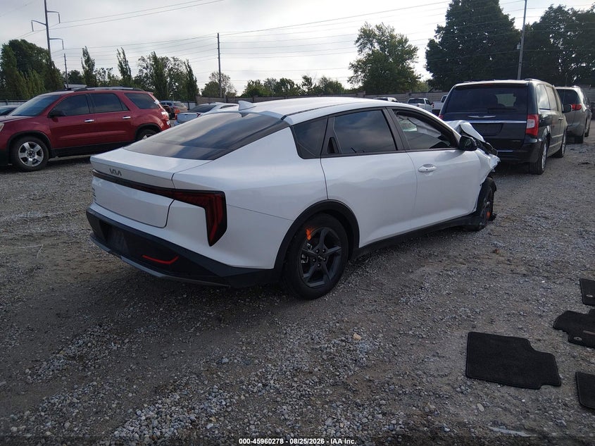 Vin: 3kpft4de3se135160, lot: 46459497, kia k4 lxs 20254