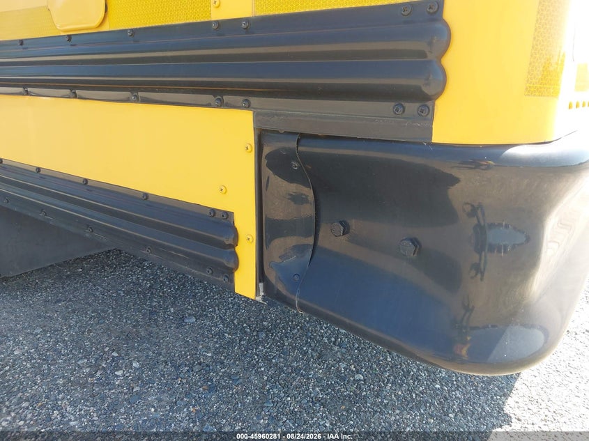 2012 GMC SAVANA CUTAWAY auction photo 6