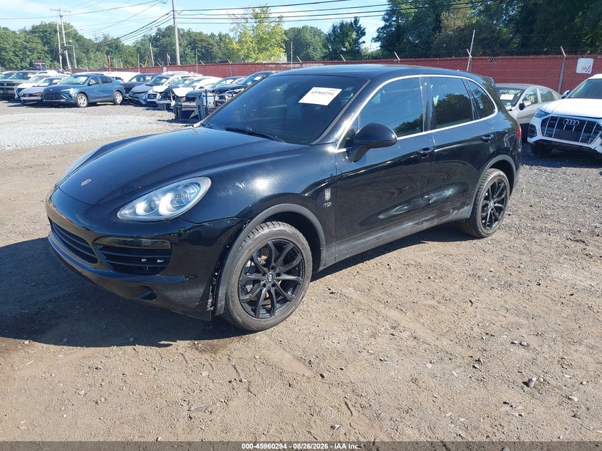 2013 Porsche Cayenne, Fresh Water, IAAI, VIN WP1AF2A20DLA36353 — photo 2