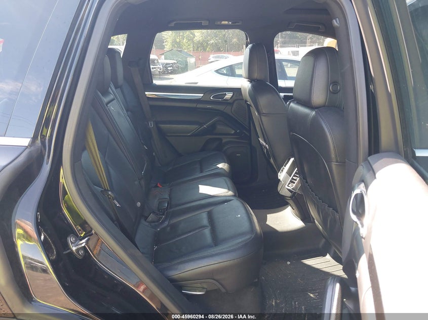 2013 PORSCHE CAYENNE auction photo 8