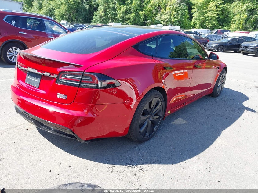 Vin: 5yjsa1e68nf477647, lot: 46459533, tesla model s plaid tri motor all-wheel drive 20224