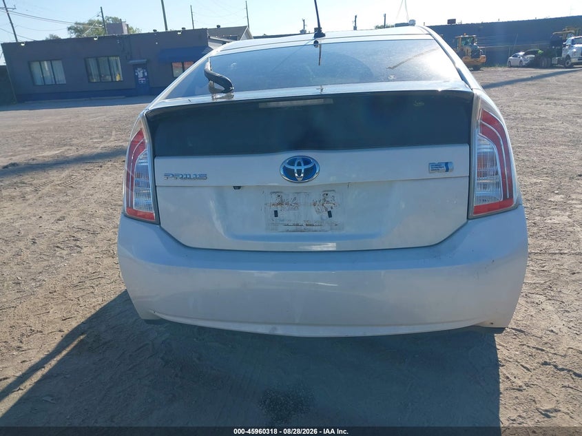 TOYOTA PRIUS - zdjęcie 16