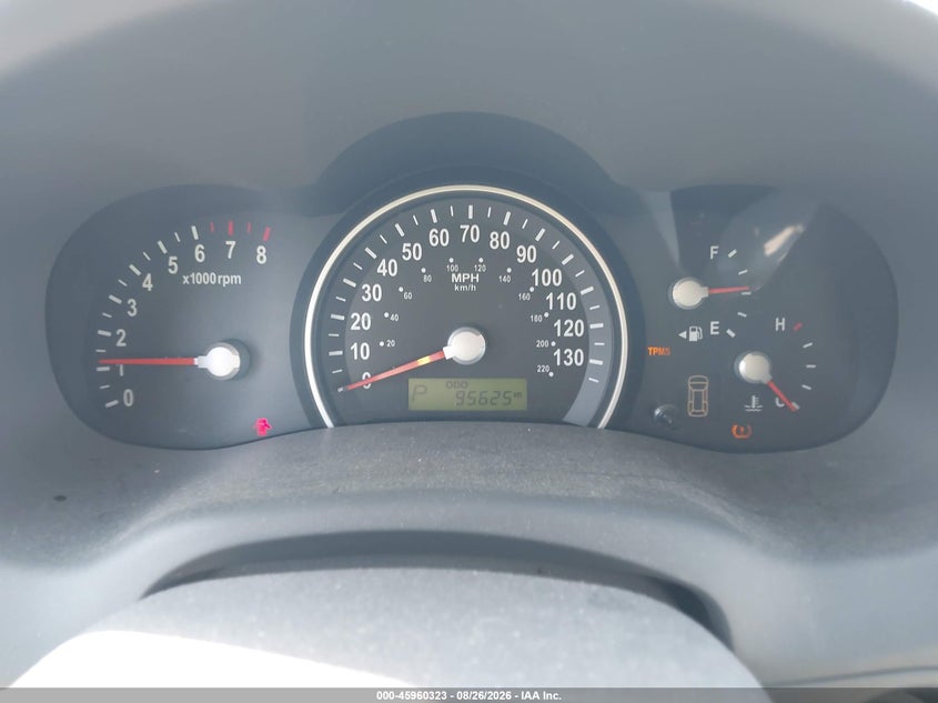 2006 KIA SEDONA auction photo 6