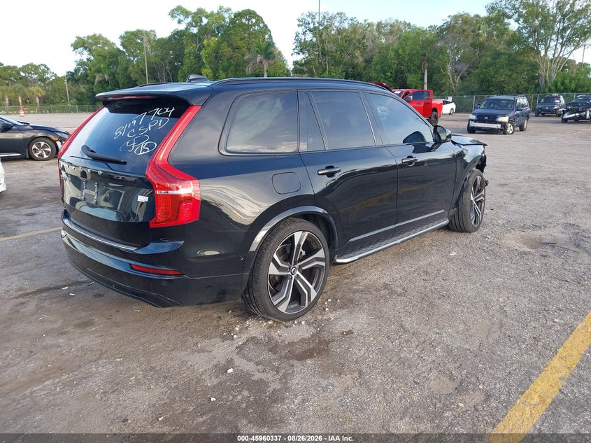 2022 VOLVO XC90 RECHARGE PLUG-IN HYBRID — zdjęcie 4