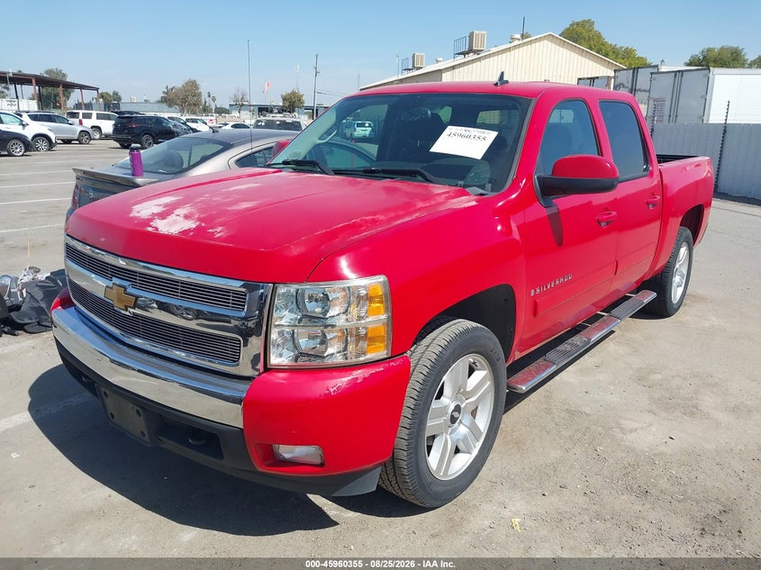2008 Chevrolet Silverado, Right Side, IAAI, VIN 3GCEC13J68G168899 — photo 2